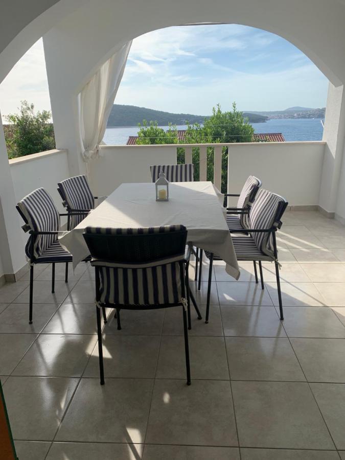 Holiday Apartments Lucic - Feels Like Home, Away From Home Razanj Bagian luar foto