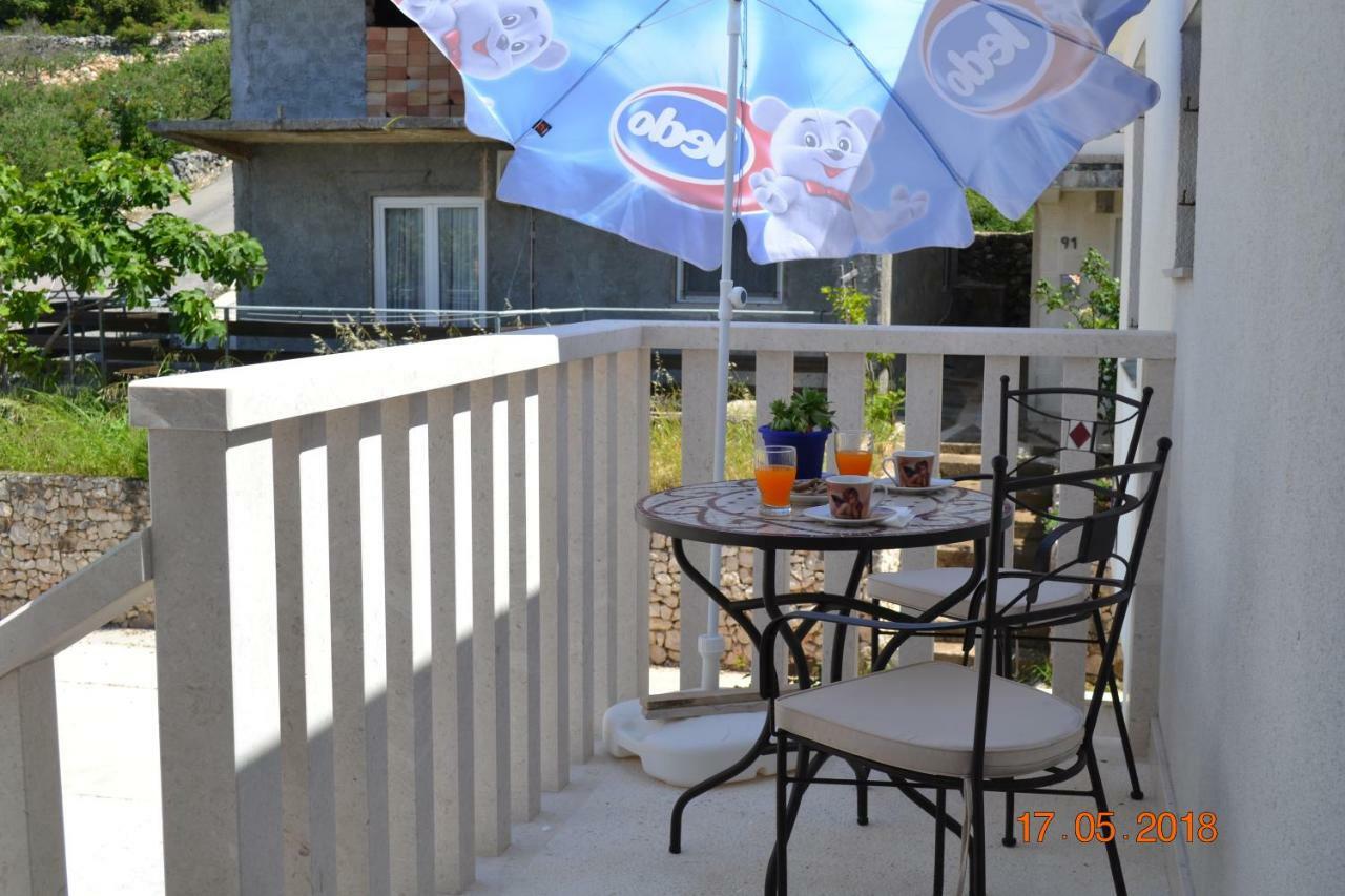 Holiday Apartments Lucic - Feels Like Home, Away From Home Razanj Bagian luar foto