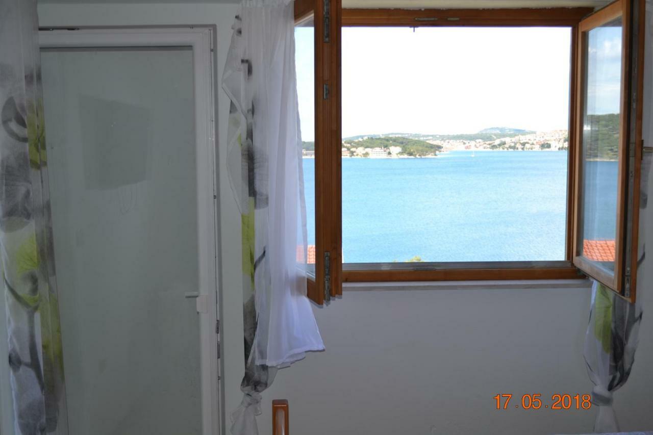Holiday Apartments Lucic - Feels Like Home, Away From Home Razanj Bagian luar foto