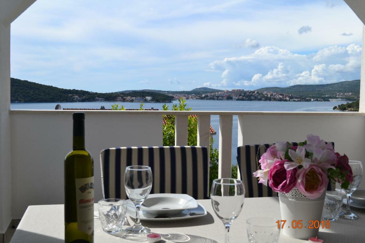 Holiday Apartments Lucic - Feels Like Home, Away From Home Razanj Bagian luar foto