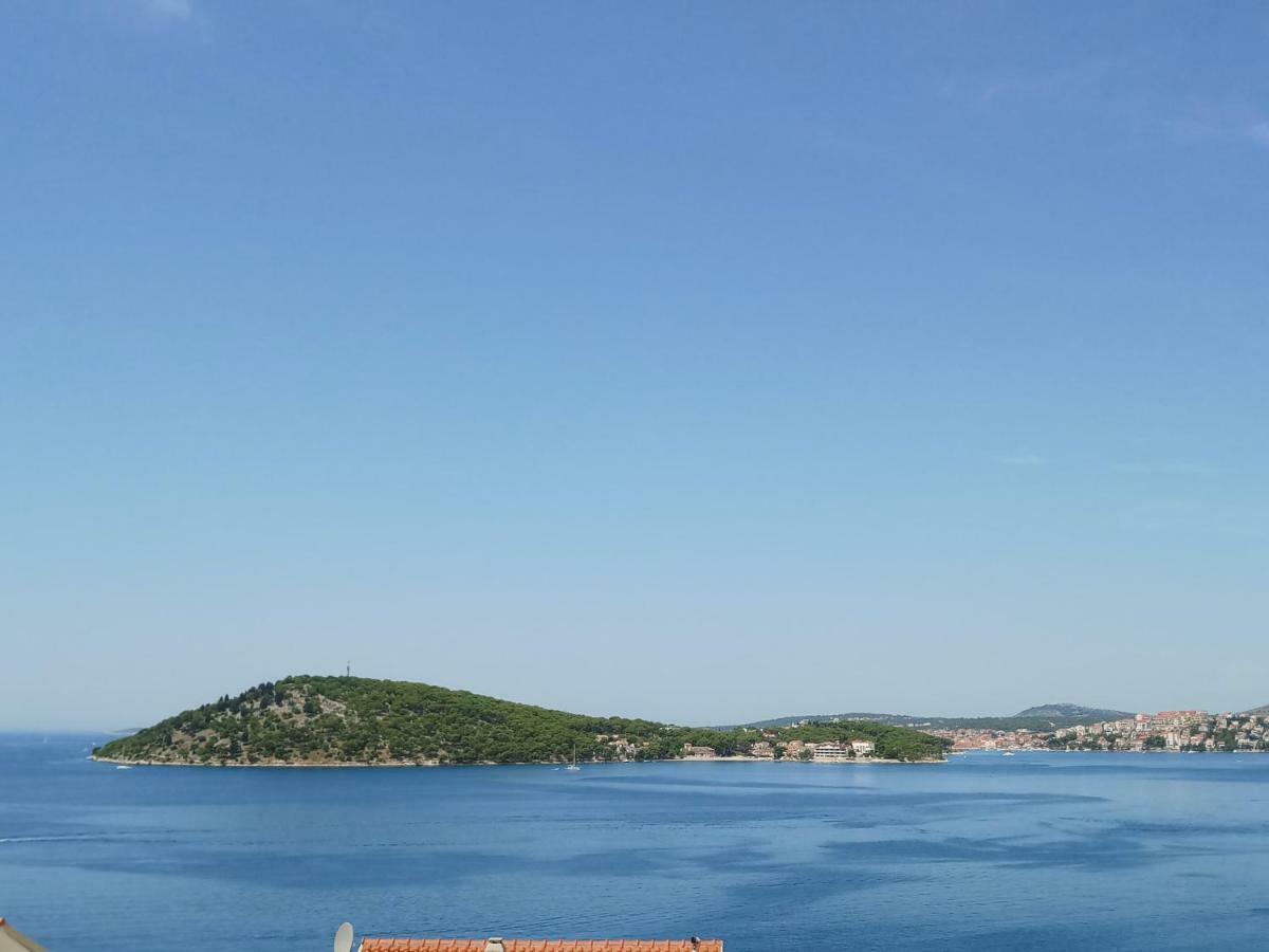 Holiday Apartments Lucic - Feels Like Home, Away From Home Razanj Bagian luar foto